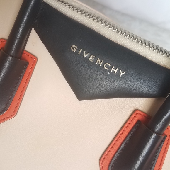Givenchy Antigona Small Tricolor Bag - Picture 3 of 17
